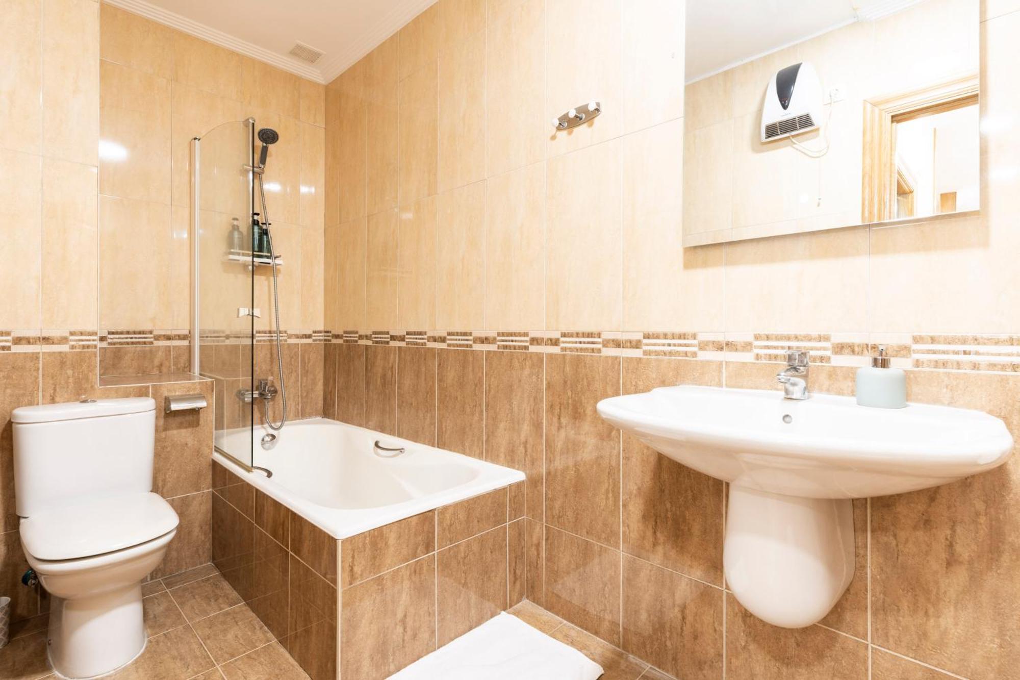 Bonito Y Comodo Apartamento Cerca De La Playa San Sebastian Luaran gambar